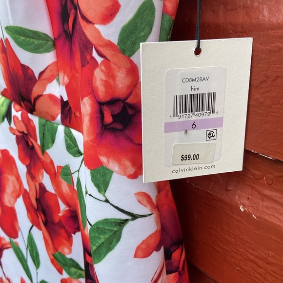NWT Calvin Klein Floral Scuba Knit Sleeveless V-Neck Sheath Dress Women's Size 6 - Picture 6 of 13